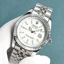 �ڼ���־��Ȧ���~�l���뾀ʯӢ��Cе�ߕr����䓎�  Quartz Watch