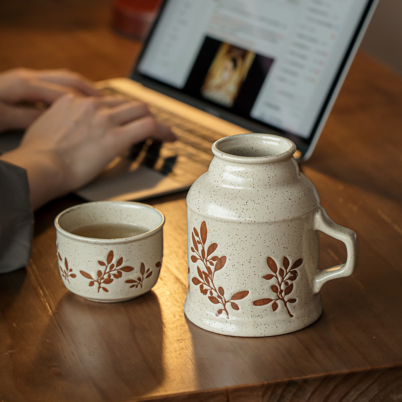 Suxin pintoresco tetera pequeña pintada a mano taza de pareja taza de té con tapa taza de agua de cerámica de alto valor con regalo a mano