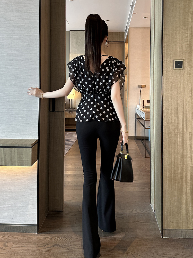Quần dài cạp cao nữ dáng ôm ống loe nhẹ — đen
