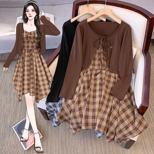 plus size women's 2024 autumn new fat sister Korean age-reducing temperament strap cardigan suspender skirt suit