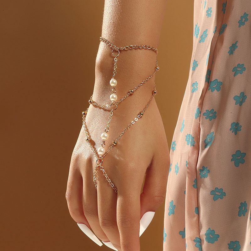 Simple Style Classic Style Solid Color Alloy Wholesale Bracelets display picture 2