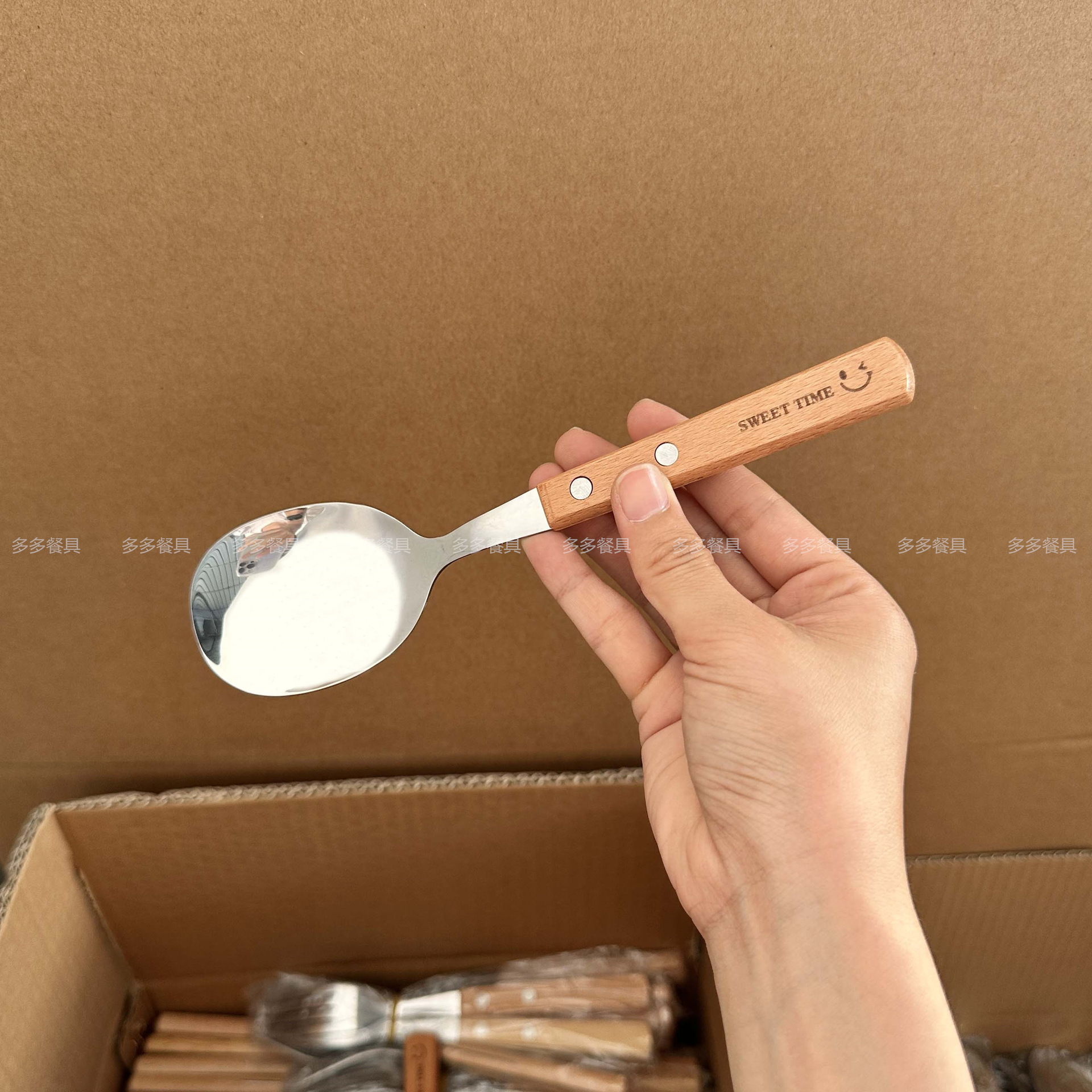 가벼운 나무 손잡이 서빙 스푼 [304-웃는 얼굴 로고]