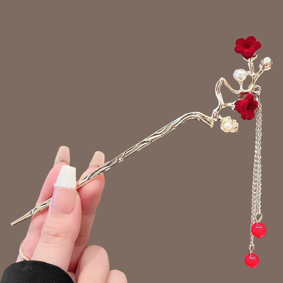 Golden Chinese hairpin pearl, orchid