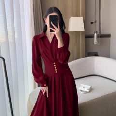 修身长袖连衣裙女2025秋新款法式复古显瘦英伦风赫本风腰封连衣裙