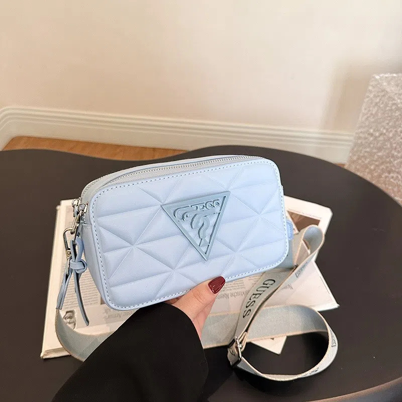 Comercio exterior transfronterizo 2024 pequeña bolsa cuadrada bolso de hombro casual del todo partido de las mujeres bolsa de mensajero moda rombo correa de hombro ancha bolso de la cámara