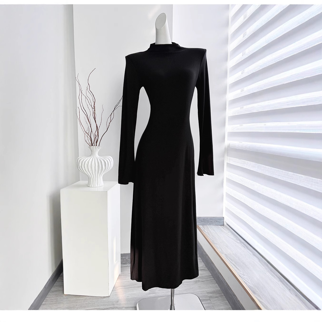 秋冬高领针织连衣裙女早秋冬季大衣内搭长款包臀长裙子老钱风穿搭