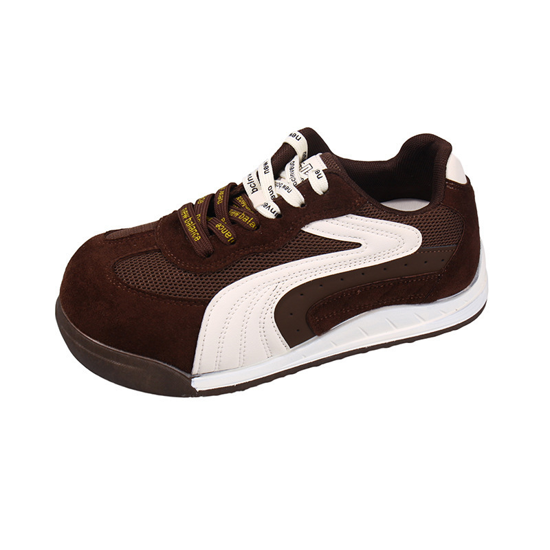 Zapatos de mujer de malla retrógrados ligeros con suela suave mostrando pies pequeños 2026 zapatos deportivos de otoño con cordones dobles con suela gruesa y transpirables zapatos de entrenamiento