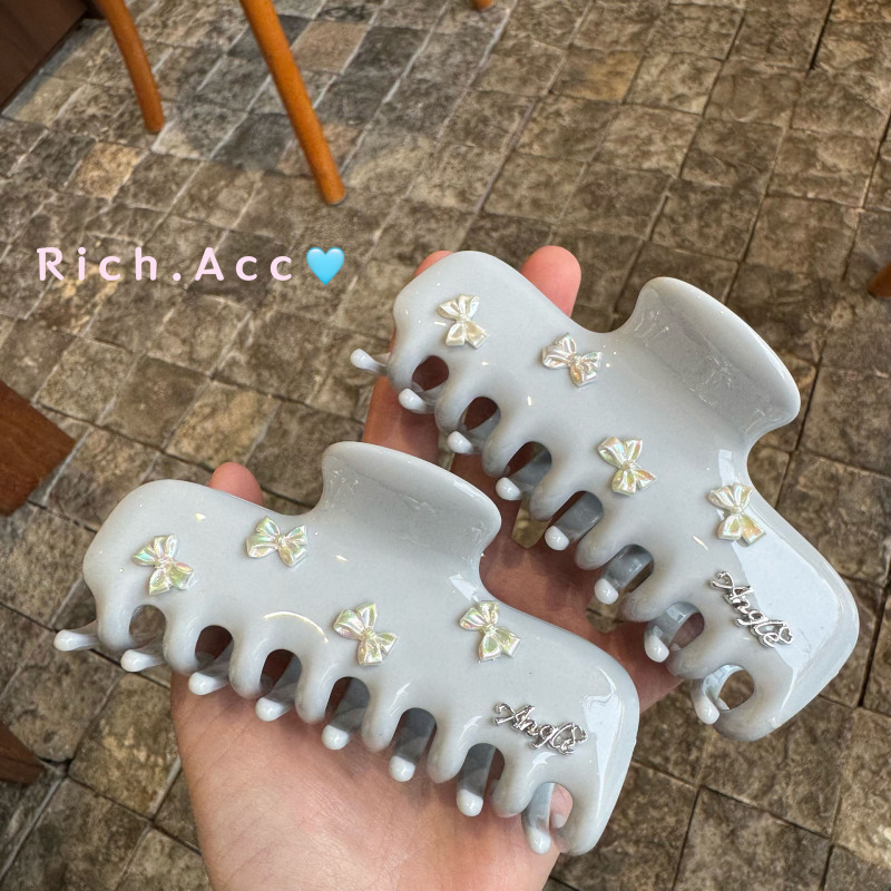 【Real Shot】Cream-Colored Ice Cream Blue Bow Hair Clip, Korean-Style Sweet and Unique Shark Claw Clip for Girls 【Real Shot】Cream-Colored Ice Cream Blue Bow Hair Clip, Korean-Style Sweet and Unique Shark Claw Clip for Girls