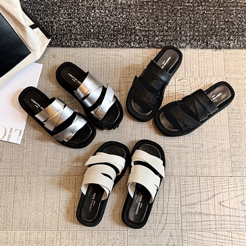 Las nuevas sandalias de verano 2025 arrastran alrededor ~ Sandalias de mujer para llevar afuera