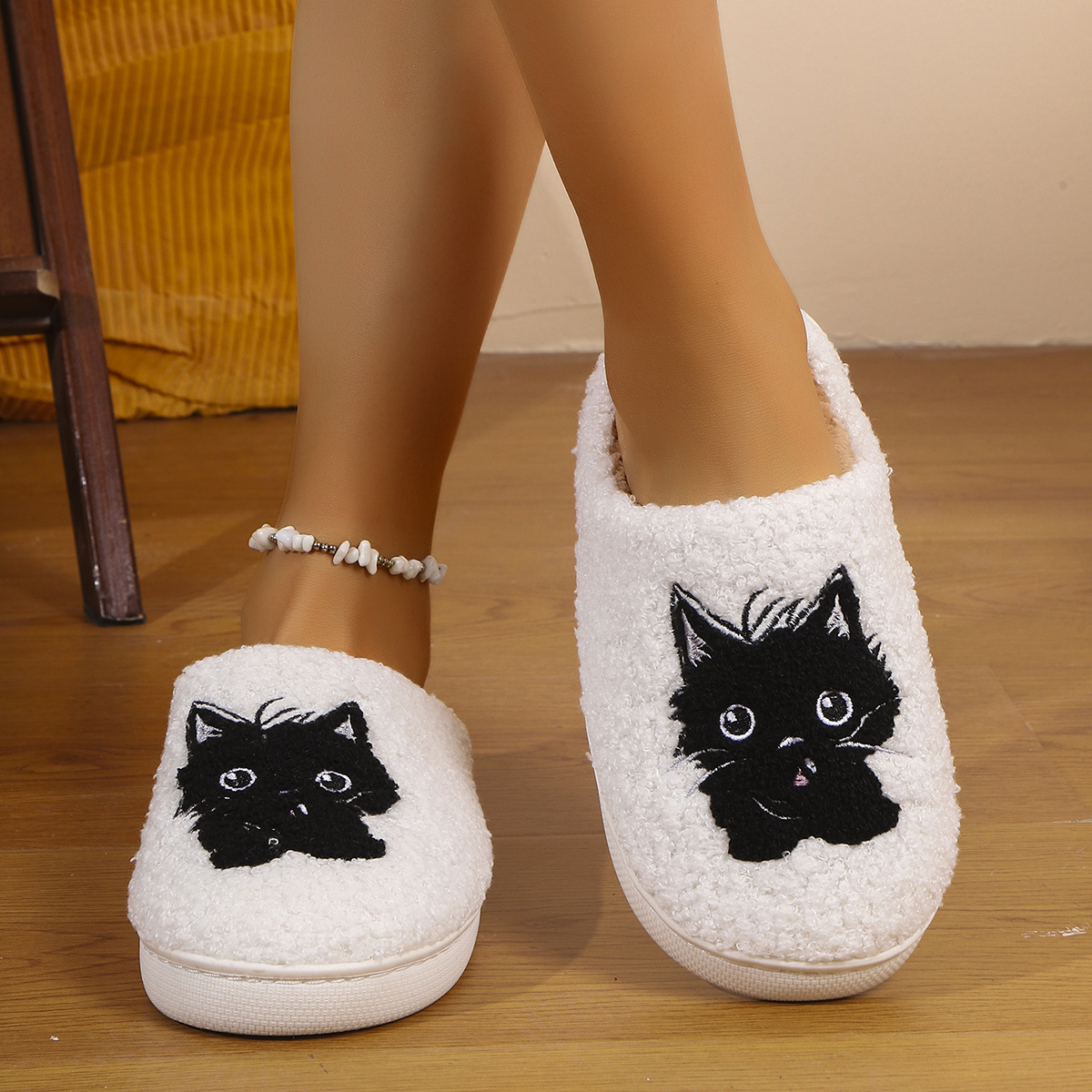 Explosiones transfronterizas Gato negro invierno casero zapatillas de algodón de hombre espesa esponjosa mujer interior antideslizante no olor a pies