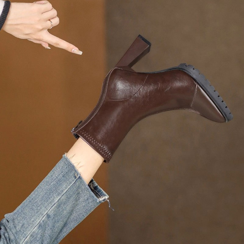 Pointed Toe Leather Boots for Women, Chunky Heel, Stretchy Slim Boots, Women's 2026 Autumn and Winter New European Style High-Heeled Short Boots