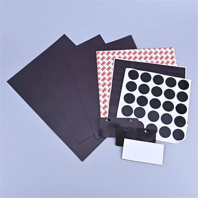 A4磁吸片定制冰箱磁铁强力背胶橡胶软磁片可裁剪黑板教学磁条贴片