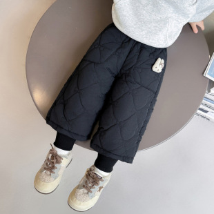 ŮСͯ���ӽW����ѝ�������Ů�����ӽq�Ӻ�һ���^����ů���_��ѝ