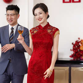 妈妈婚礼服2026新款高贵年轻结婚连衣裙喜婆婆婚宴装高端红色旗袍