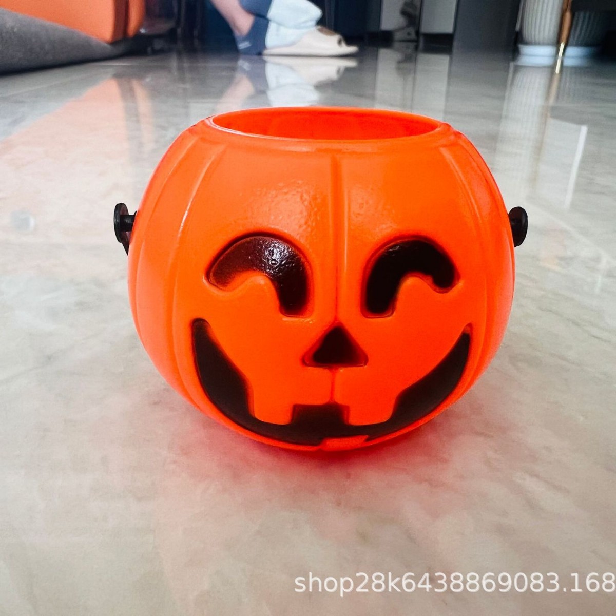 Barril de calabaza de Halloween lámpara de barril de calabaza portátil calavera luminosa de plástico lámpara de calabaza blanca decoración comercio exterior al por mayor