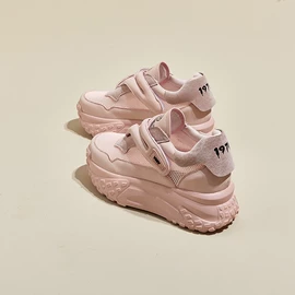 女式皮靴;女式休闲单鞋;女式板鞋