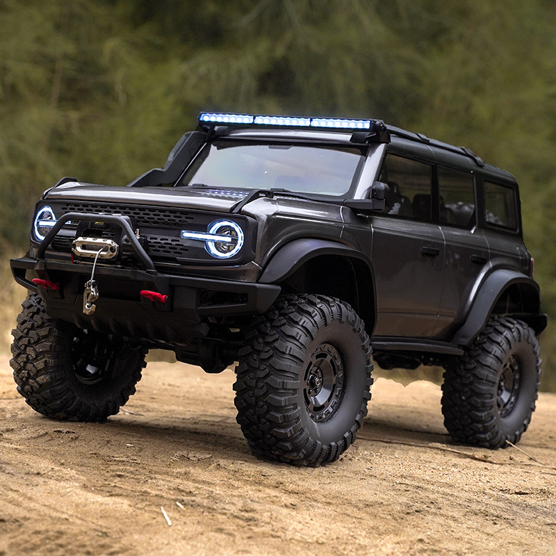 SUV, electric realistic four wheel drive car model, remote control, can climb 5