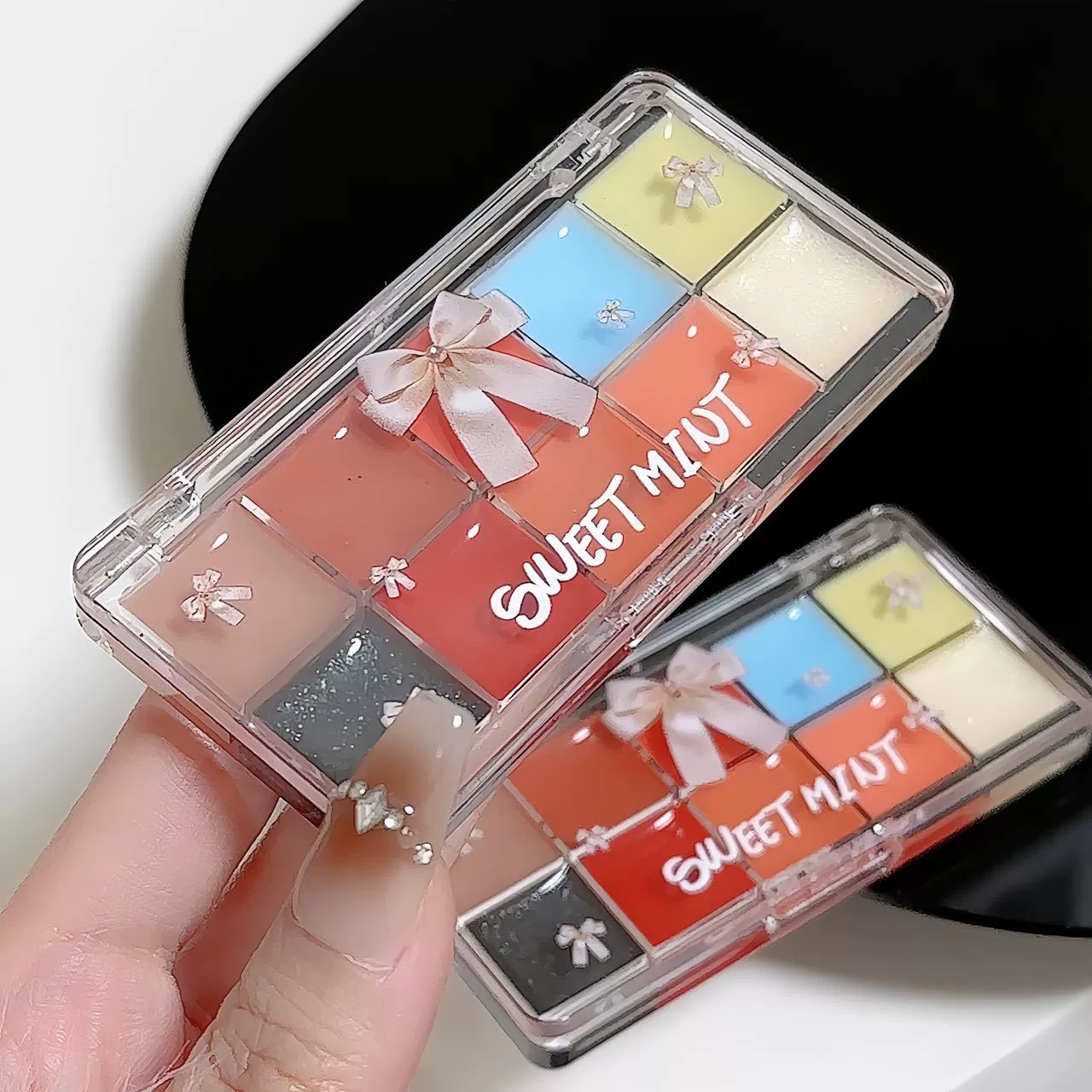 Nutritious lipstick, lip gloss, ten colors