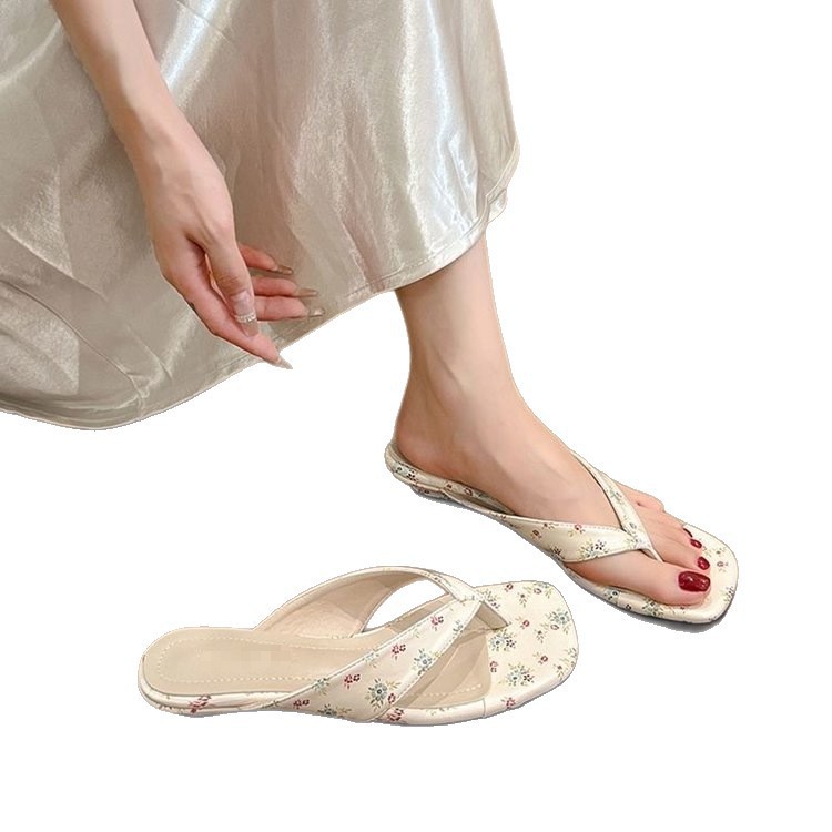 Tacones bajos y tacones altos, zapatillas de flip flops