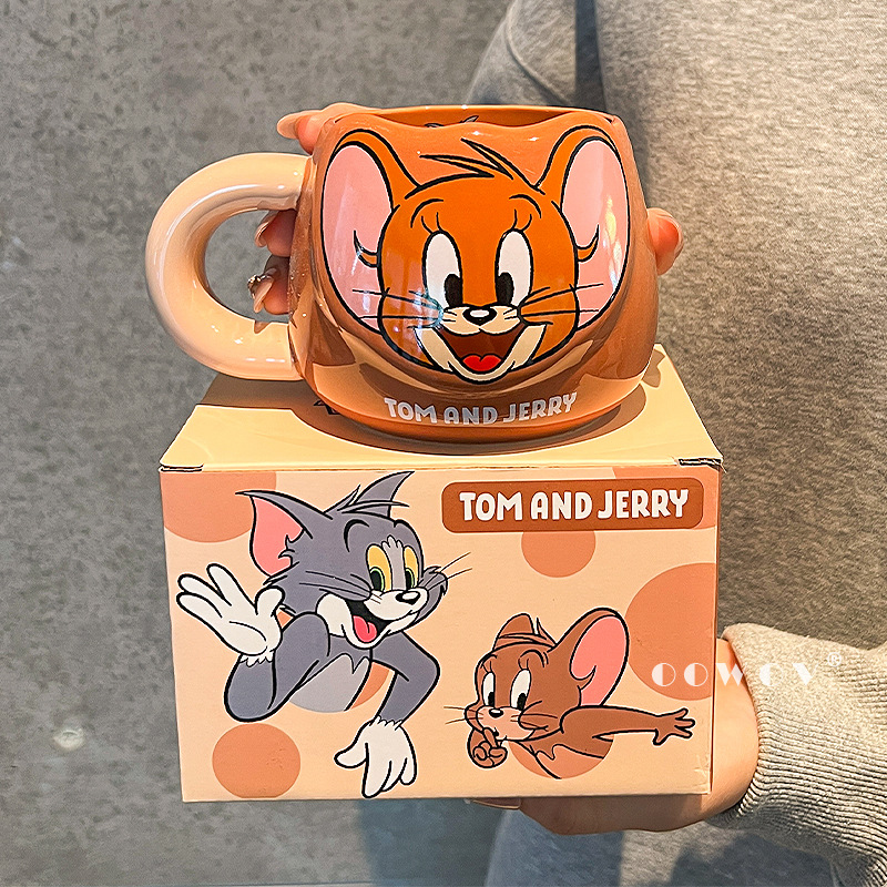Taza de gato y ratón Taza de café de cerámica Taza para beber para el hogar Regalos de cumpleaños de alto valor para niñas