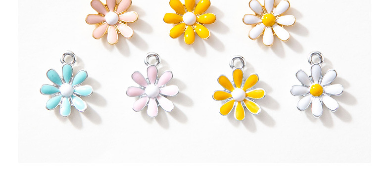 Flower, Daisy Pattern Women's Gender Sweet Style 10 PCS/Package Alloy Flower Daisy Pendant DIY Jewelry Accessories Bracelets