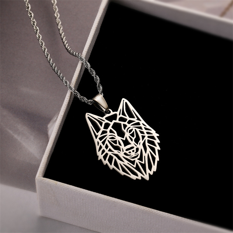 Creative Wolf Head Pendant Necklace In Stainless Steel For Men_voghion.com