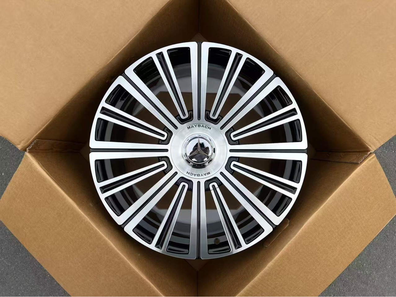 Yilan Forged Wheels Are Suitable for Amg Mercedes-Benz C E S Class E300 C260L Modification 17 18 19 20inch