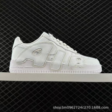 ��ó��ԭ�վ�һ�Ű�ЬƤ��RIA�����˶�ЬAF1����ʱ���������г�Ь