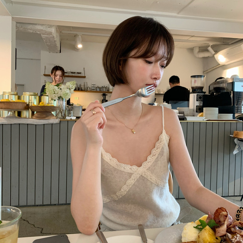IMISS Early Autumn Korean Style Casual Simple Versatile Design Wool Blend Lace Patchwork Camisole S01519 IMISS Early Autumn Korean Style Casual Simple Versatile Design Wool Blend Lace Patchwork Camisole S01519