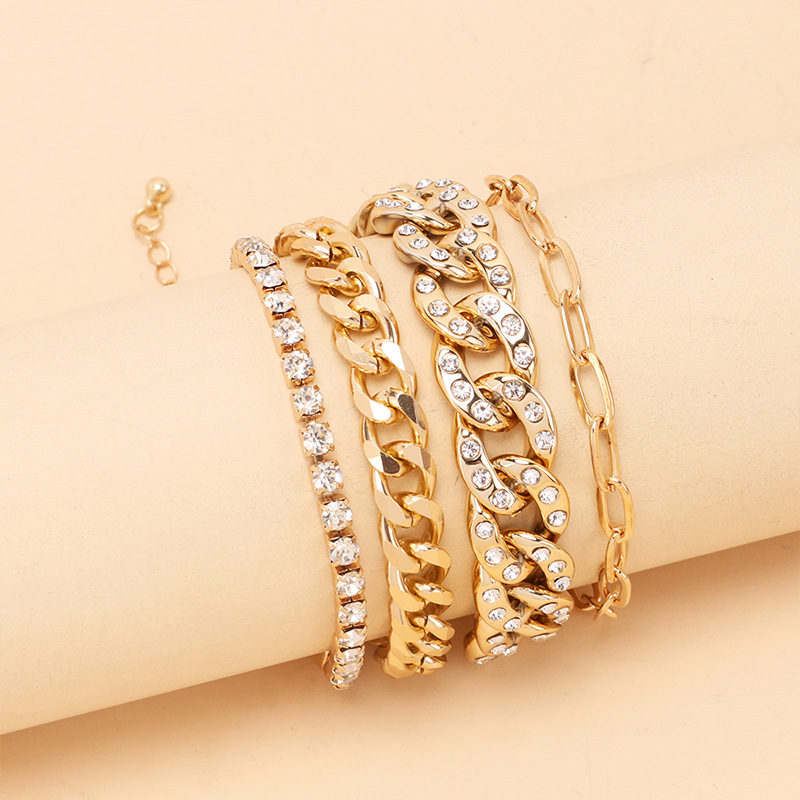 Wholesale Jewelry Multi-layer Thick Chain Copper Bracelet Set Nihaojewelry display picture 2