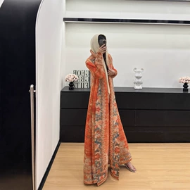 连衣裙;女式风衣;时尚休闲套装