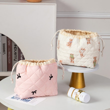 跨境新款高级感绗缝化妆包大容量便携抽绳束口袋旅行洗漱收纳袋