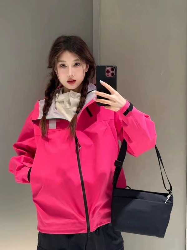 两颗树冲锋衣外套女新款休闲上衣|undefined
