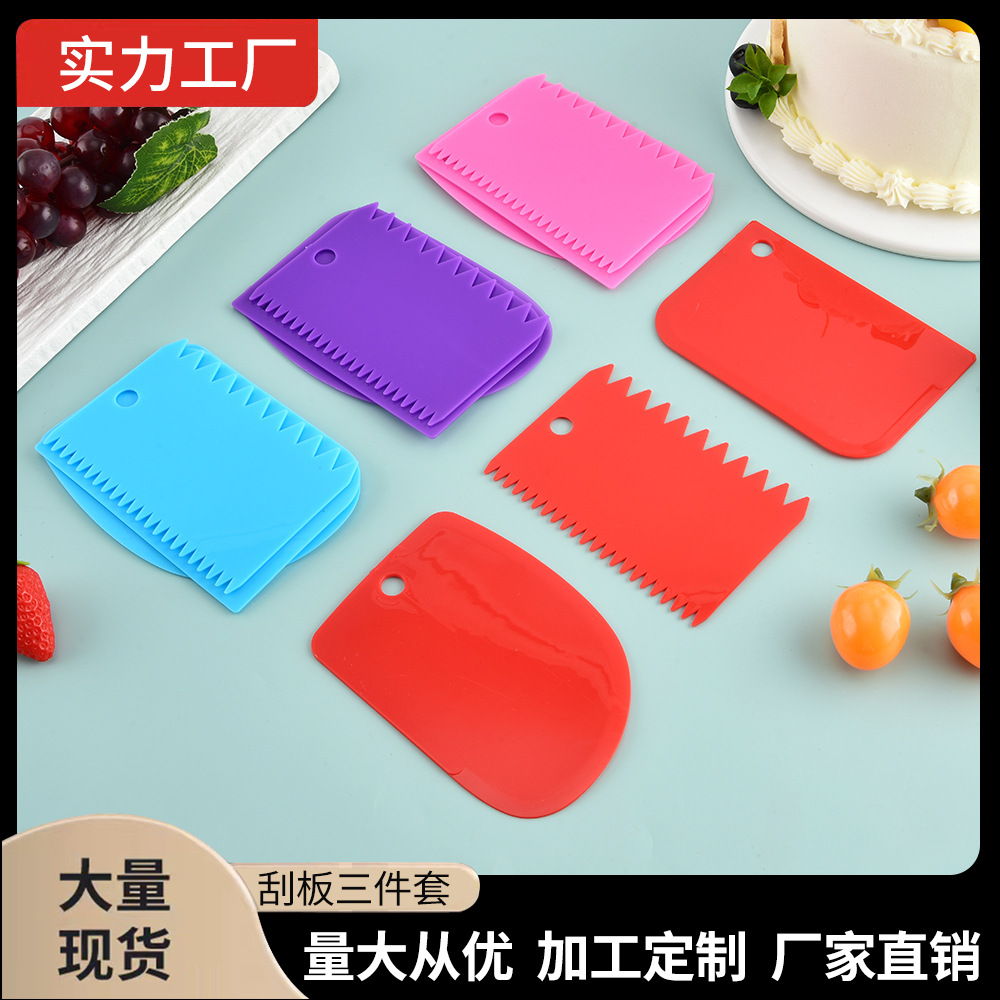Plastic Scraper Three-Piece Set Sawtooth Semicircular Trapezoidal Plate Cake Cream Scraper Dough Cutter Baking Tool