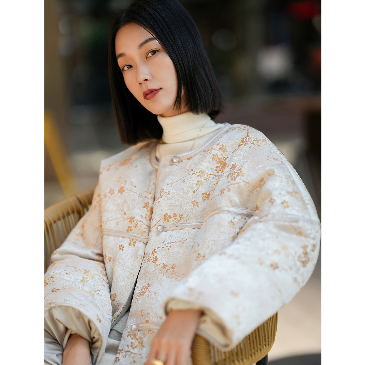 New Chinese Style down Jacket for Women 2025 Winter New Thickeneded Bread Jacket 90 White Duck down National Style Warm Short Jacket