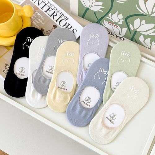 Socks for women in summer with shallow mouth printed bunny head invisible socks cartoon rabbit short tube women's boat socks silicone non-slip women's socks