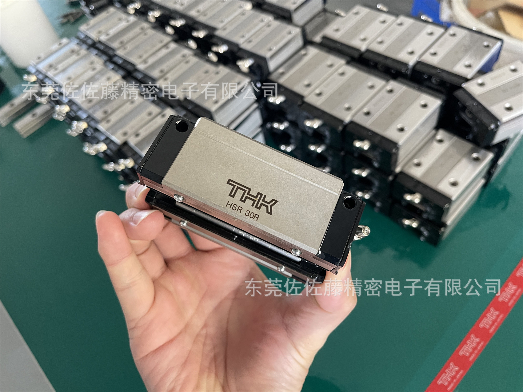 THK滑块HSR15R1UU HSR20R1UU HSR25R1UU HSR30R1UU HSR35R1UU