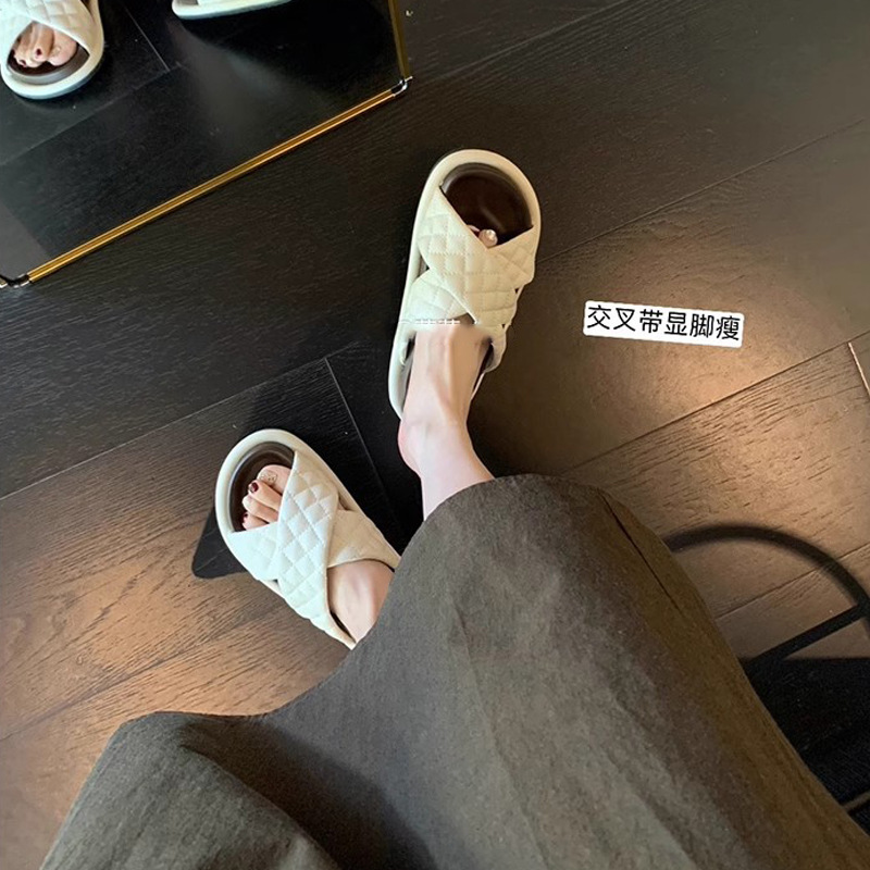 Grape Mom Summer New Cloud Puffs ~ Sandalias y pantuflas de suela gruesa con banda cruzada de rombo ceroso suave a juego