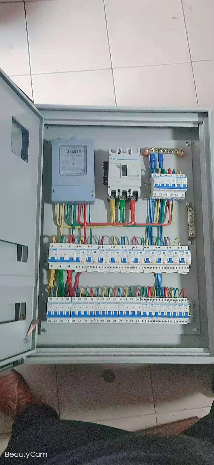 B6DEE40680AB22ACE795343BDC0F7E