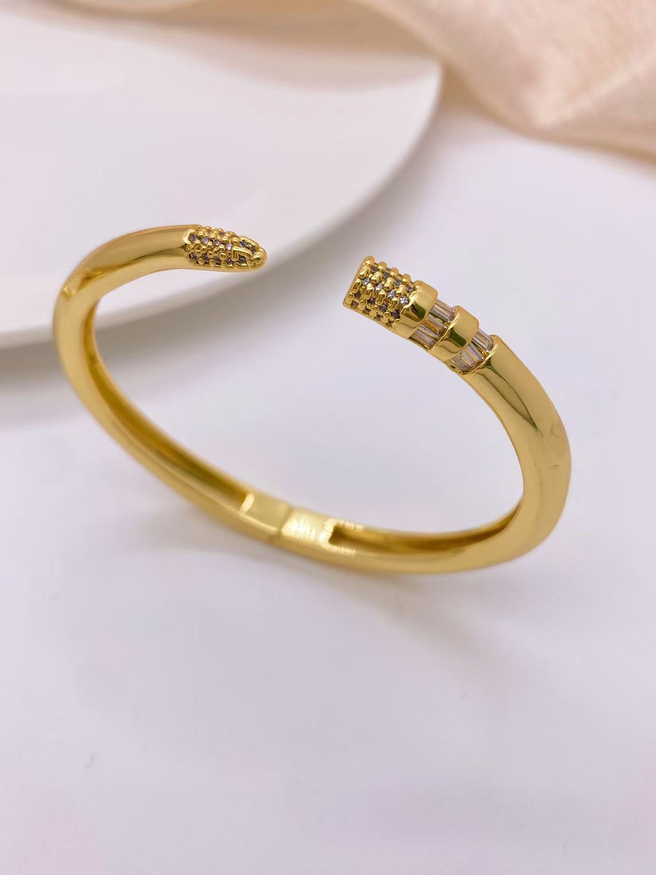 24g Weight 18K Gold Plated Plating Material Zircon Inlay Material Bangle Classification Copper Chain Material 1 Piece Quantity Casual, Daily Occasion Copper Material Multicolor Pattern All Seasons Season Women's Gender Plating, Inlay Design IG Style Style Wholesale Jewelry IG Style Multicolor Copper Zircon 18K Gold Plated Plating Inlay Bangle 10