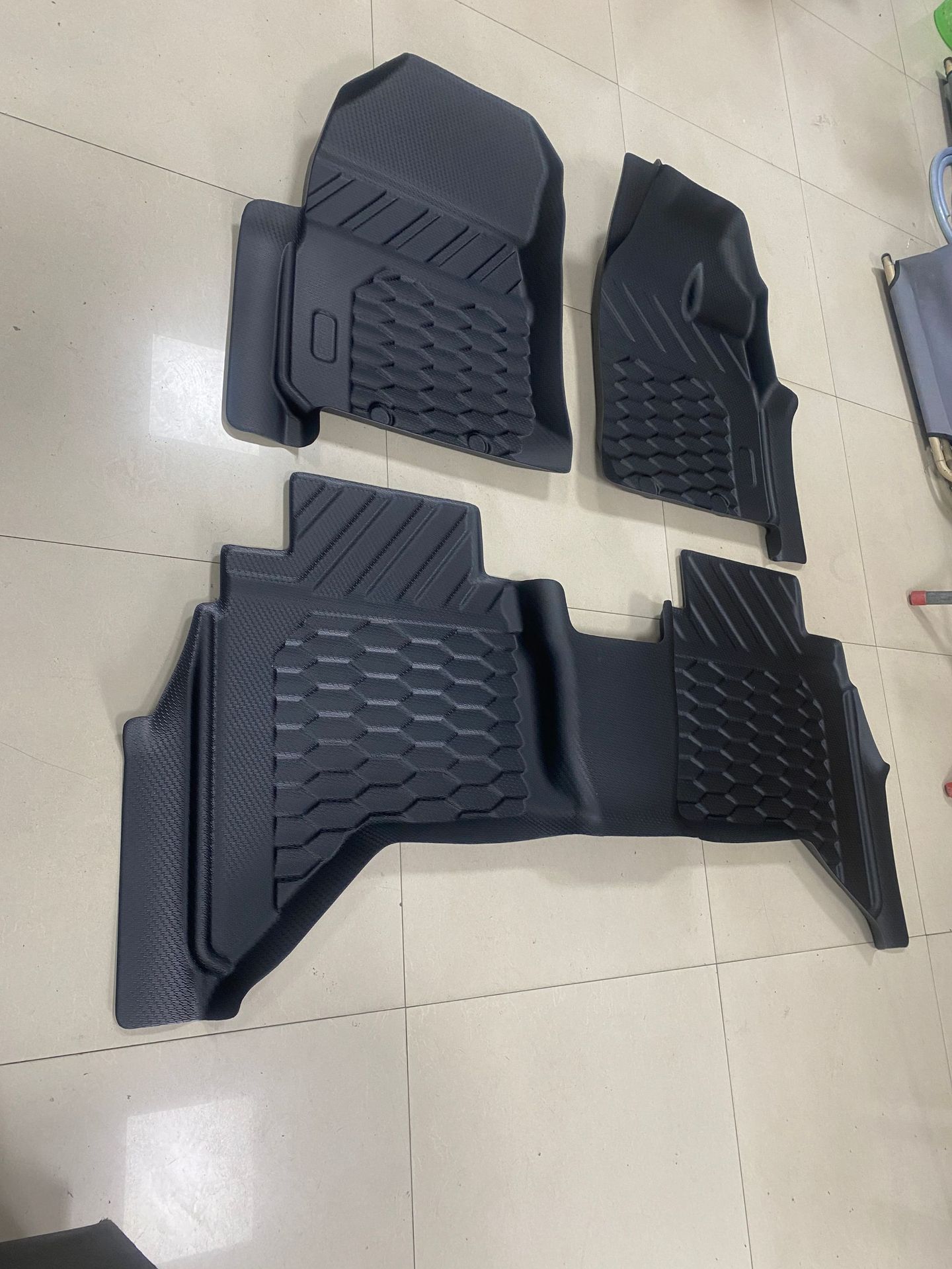 D-MAX Floor Mats 2020-2024 TPE Car Mats Anti-Slip Waterproof Black