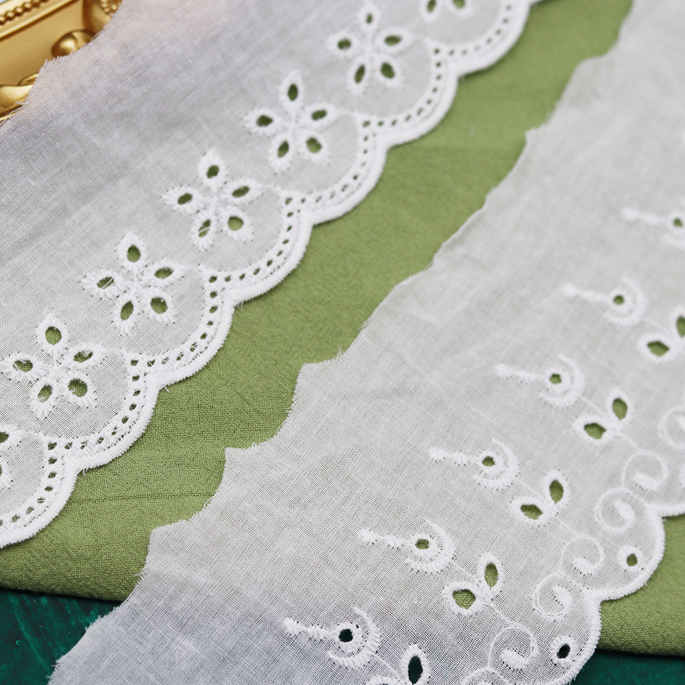 Flower-embroidered lace with large five-hole cotton lace, lace lace accessories, lockstitch decoration, DIY fabric for clothes, fabric for wedding dresses, fabric for making clothes, Chinese-style fabric pic 4