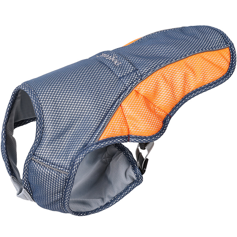 Глубокий синий апельсин