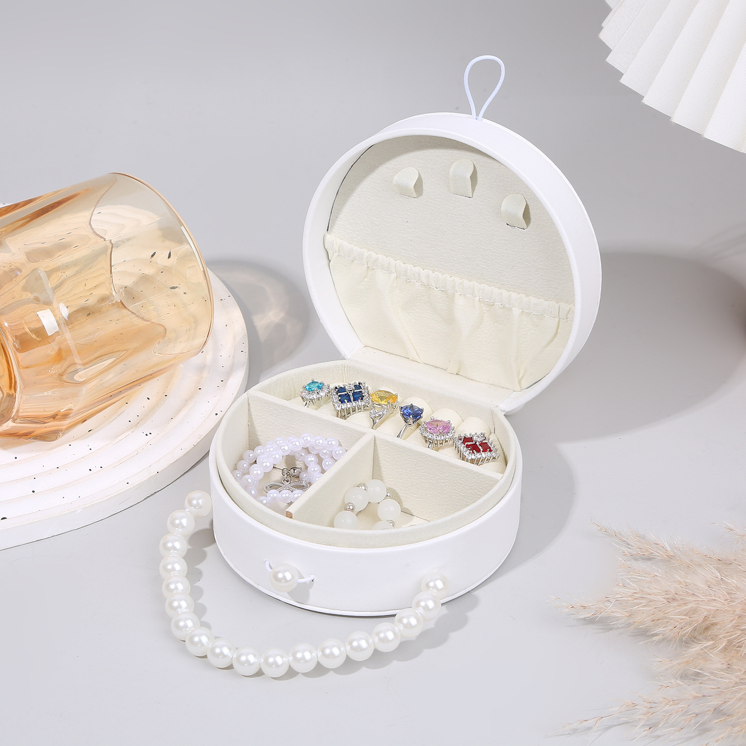 Caja de joyas portátil de perlas para niños niñas regalo de cumpleaños caja de regalo de joyas para niñas pequeñas caja de princesa