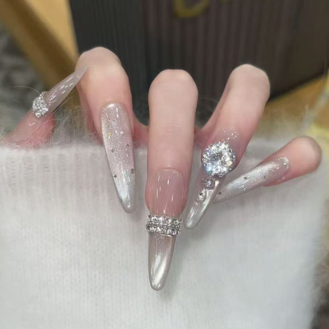 Uñas postizas de ojo de gato transfronterizas, piezas de uñas hechas a mano, uñas postizas, arte de uñas portátil, estilo largo de alta gama.