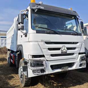 ����HOWO��ж��܇ 6X4���ֳ��ں�����������܇ 371�R������܇