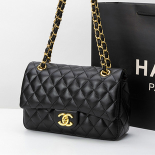 Classic universal shoulder bag with diamond pattern, small bag, genuine leather, Chanel style, high-end