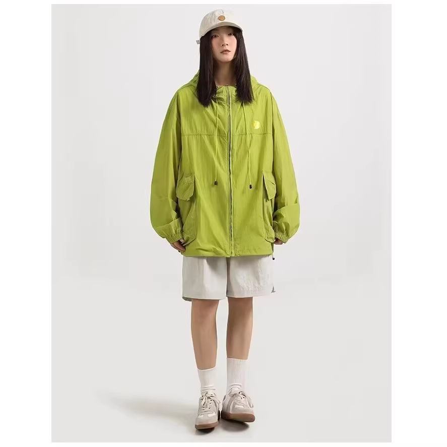 2026 Women's Summer Outdoor Sun Protection Clothing, Trendy Retro Thin Jacket, Breathable Cooling Windbreaker with Hood