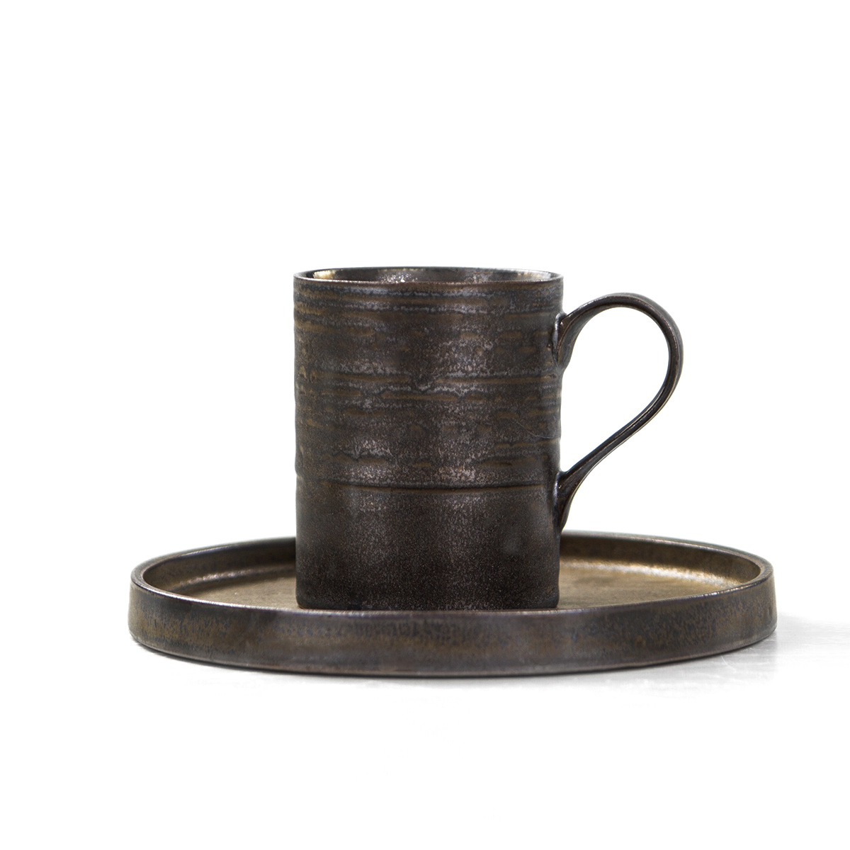 Estilo japonés simple esmalte metálico Renacimiento de alto valor de la oficina de cerámica taza de agua marca taza de café set plato