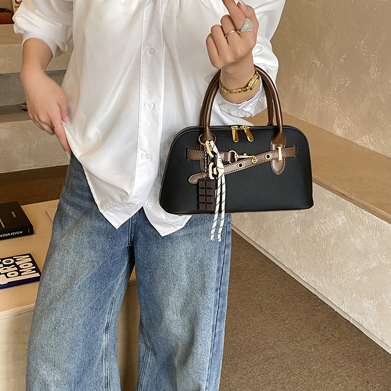 Niche Zhong coreano simple bolso cuadrado pequeño para mujeres 2026 nuevo in-sentido bolso de hombro de diseño diario bolso image 4